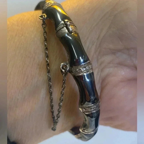 SIAM STERLING SILVER HINGED BANGLE BRACELET. VINTAGE - Picture 4 of 11